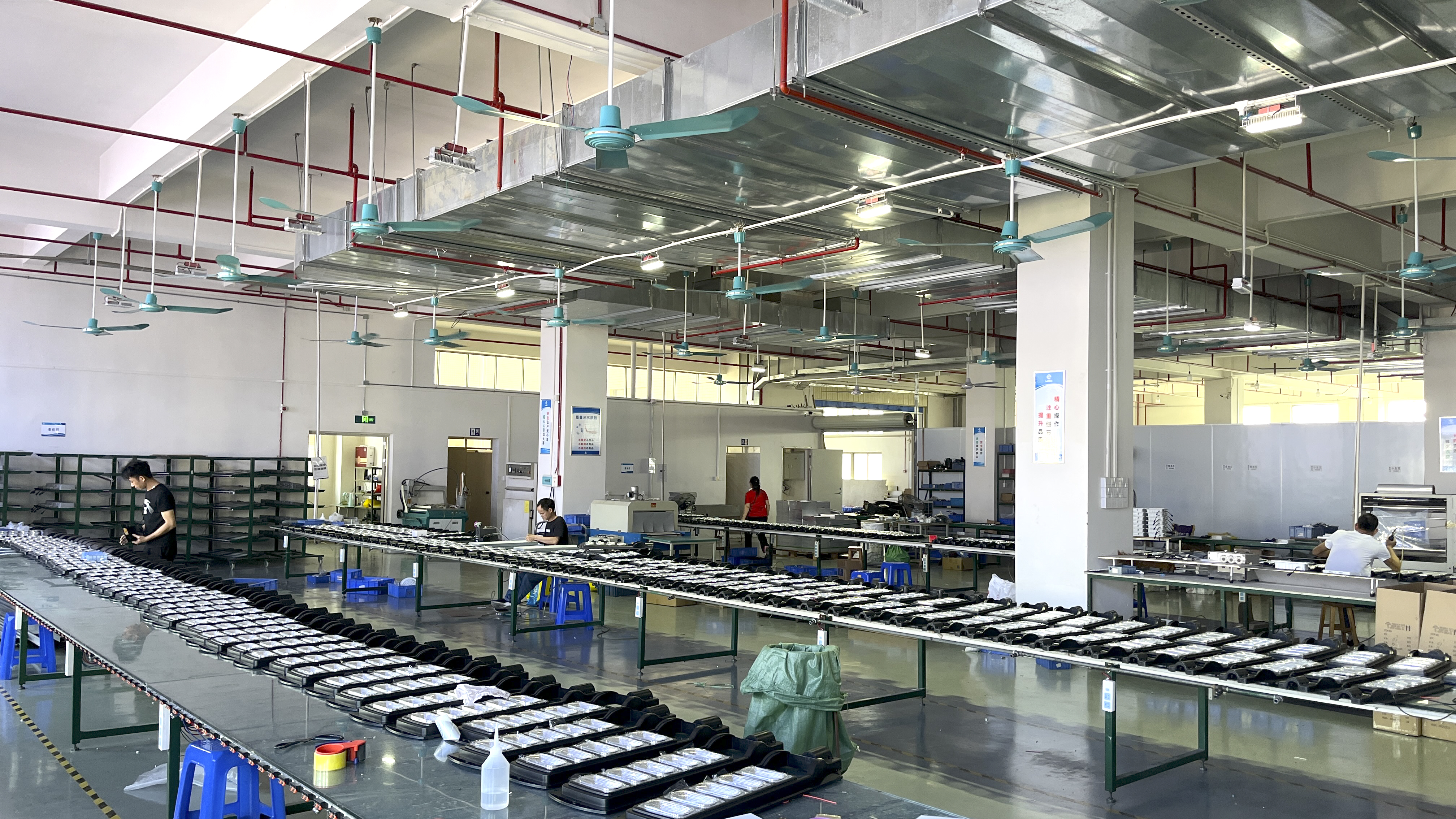 太陽能一體化路燈-變形金剛(圖4)